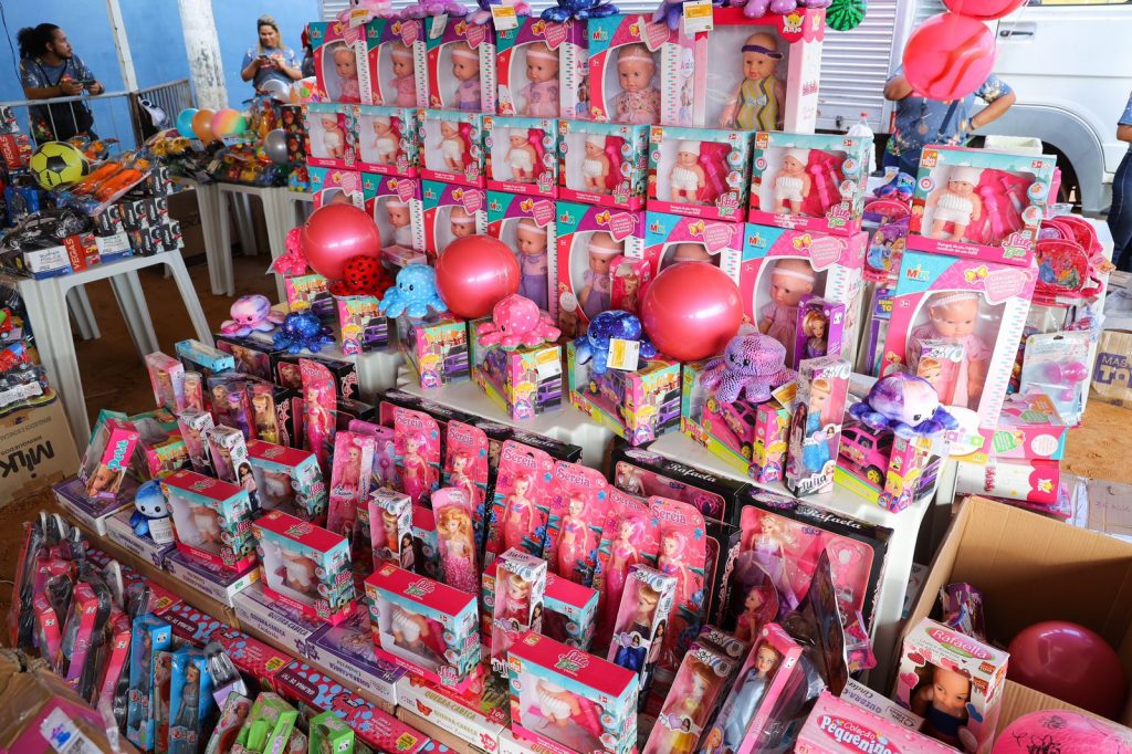 Mais de 10 mil brinquedos já foram doados nas ações de Natal - Foto: Breno Brandão/FPS