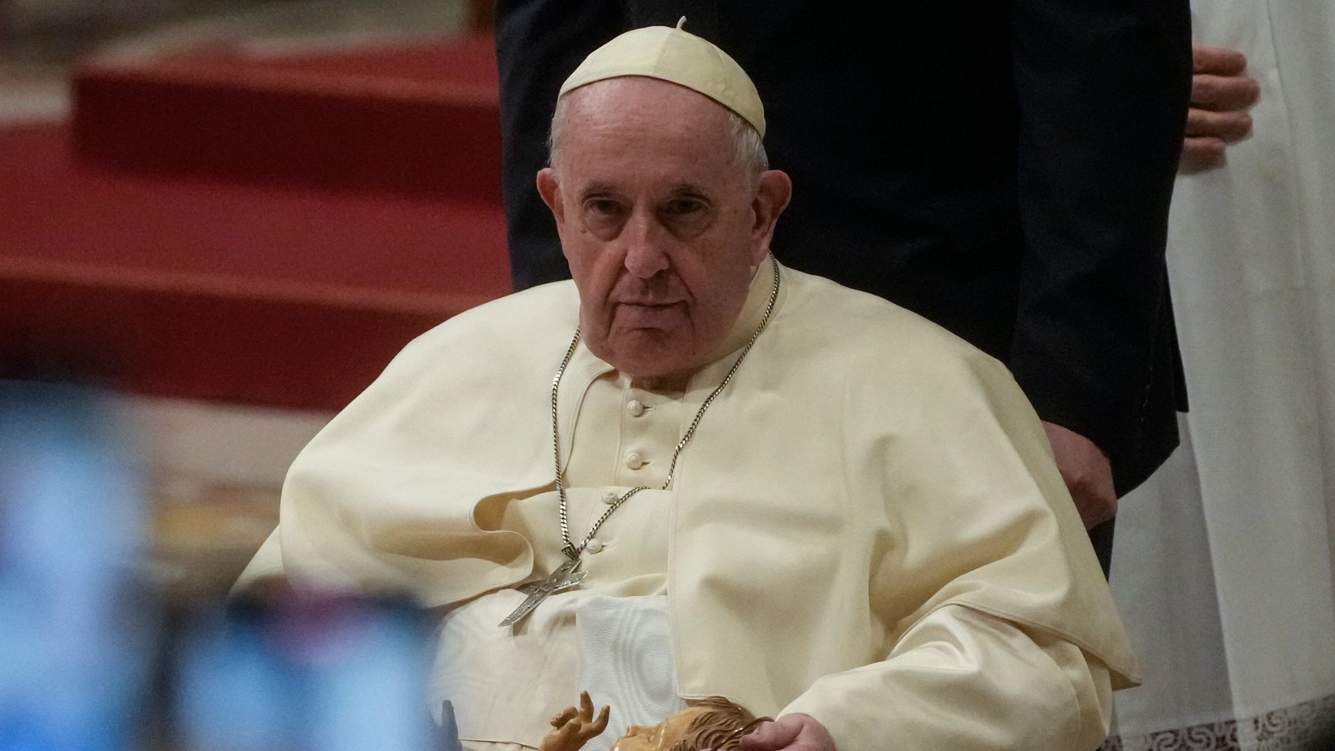 Em discurso na Missa do Galo, o Papa criticou a ganância e a fome de poder - Foto: Foto: Gregorio Borgia/Associated Press/Estadão Conteúdo