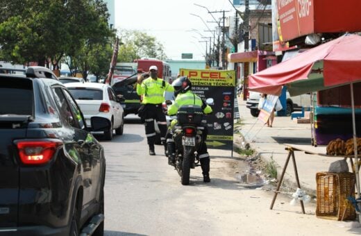 Operação de Natal no trânsito contará com cerca de 180 agentes atuando em todas as zonas da cidade - Foto: Sidney Mendonça/IMMU