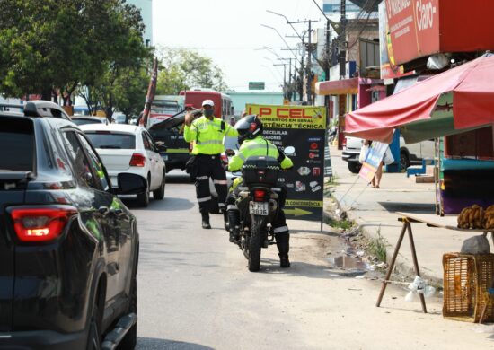 Operação de Natal no trânsito contará com cerca de 180 agentes atuando em todas as zonas da cidade - Foto: Sidney Mendonça/IMMU