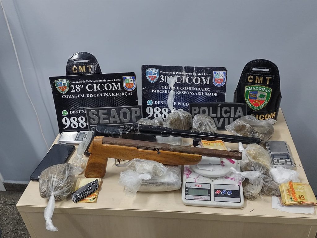 Operação 'Feira Livre' resulta na apreensão de drogas e armas - Foto: Divulgação/SSP-AM