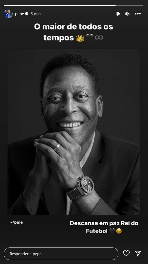 Pepê homenageia Pelé