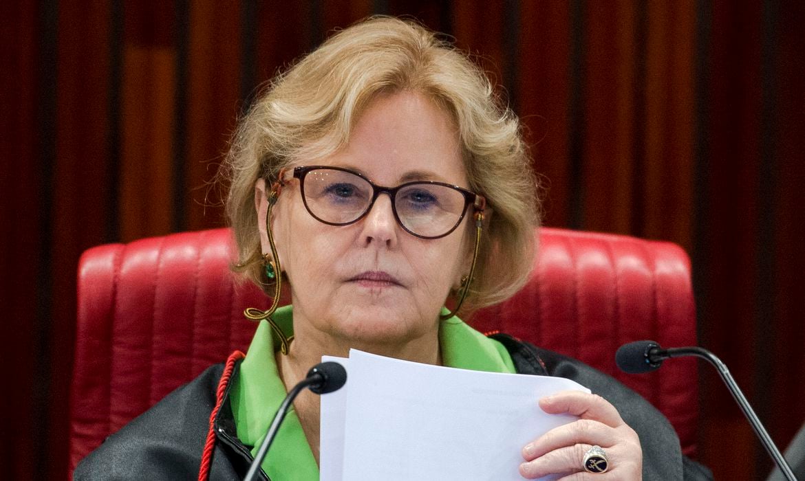 Rosa Weber pede que Bolsonaro justifique decisão sobre indulto para acusados do massacre do Carandiru - Foto: Marcelo Camargo/Agência Brasil