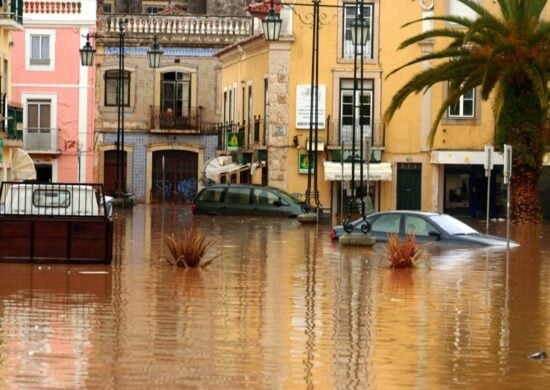 Tempestade em Portugal prova inundações em diversas cidades - Foto: Reprodução/Twitter @realfrancisport