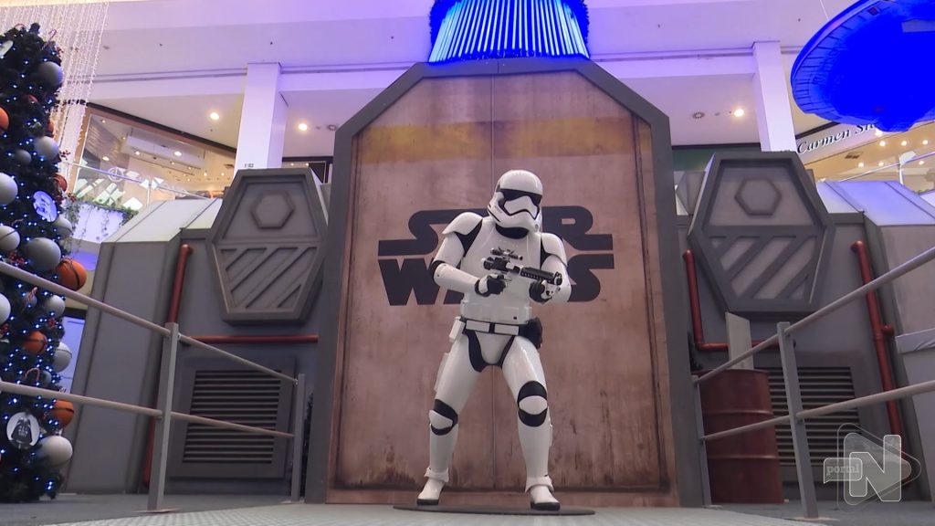 Universo Star Wars inspira decoração de natal de shopping em Manaus