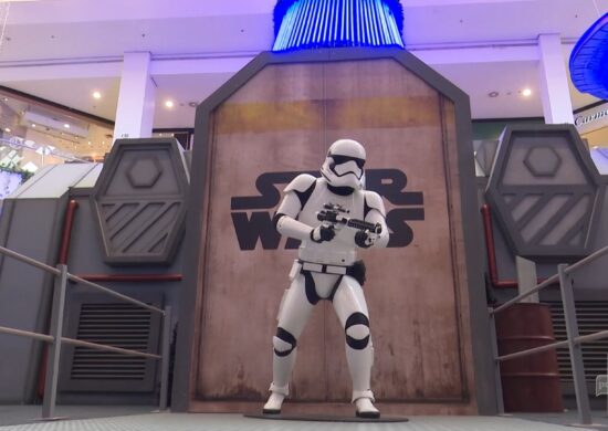 Universo Star Wars inspira decoração de natal de shopping em Manaus