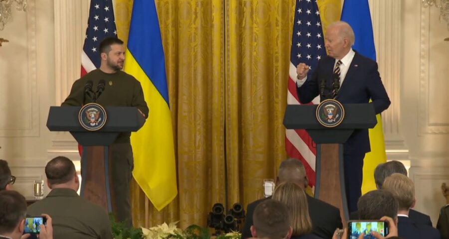 Presidente da Ucrânia, Volodymyr Zelenskiy e o presidente dos EUA, Joe Biden - Foto: Reprodução/Twitter @POTUS