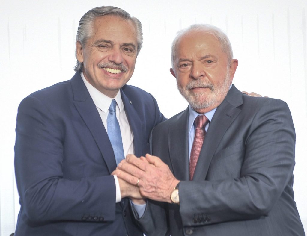 Alberto Fernández, presidente da Argentina, e Lula, presiente do Brasil - Foto- Reprodução Twitter@alferdez