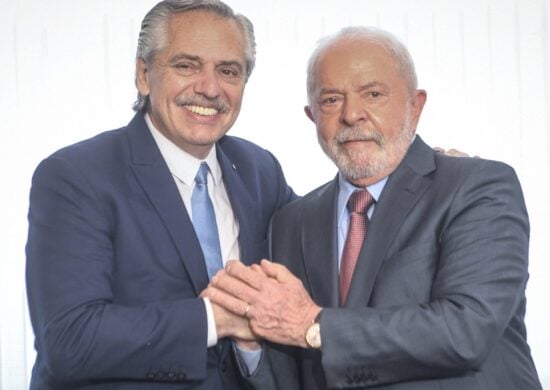 Alberto Fernández, presidente da Argentina, e Lula, presiente do Brasil - Foto- Reprodução Twitter@alferdez