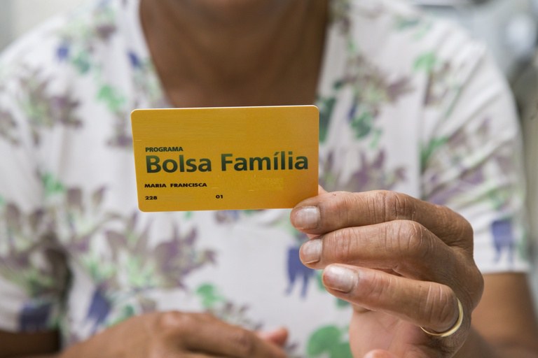 Cartão do Bolsa Família - Foto: Divulgação/Ministério do Desenvolvimento e Assistência Social, Família e Combate à Fome
