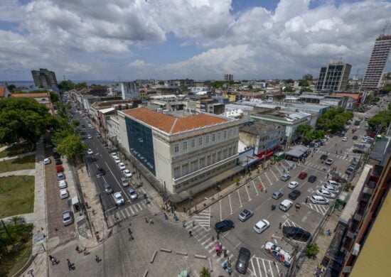 'Boilevard' tem ensaios itinerantes pelos pontos turísticos de Manaus Foto:Alex Pazuello/Semcom