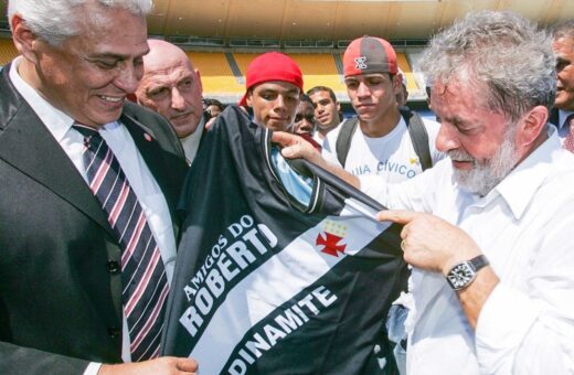 Lula postou em suas redes sociais dizendo: 'Roberto Dinamite foi um gigante na história do Vasco da Gama e do futebol brasileiro' - Foto: Reprodução/Twitter@LulaOficial