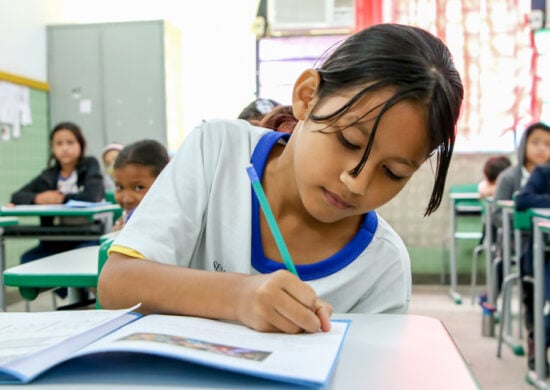 Alunos do ensino fundamental em Manaus - Foto: Eliton Santos / Semed