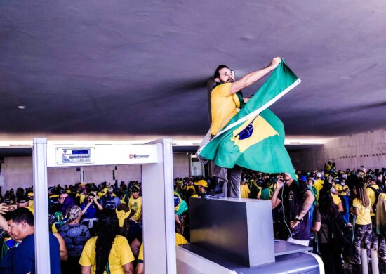 Bolsonaristas radicais depedram Congresso, Palácio do Planalto e STF em Atos antidemocráticos- Foto: Scarlett Rocha/AGIF - Agência de Fotografia/Estadão Conteúdo