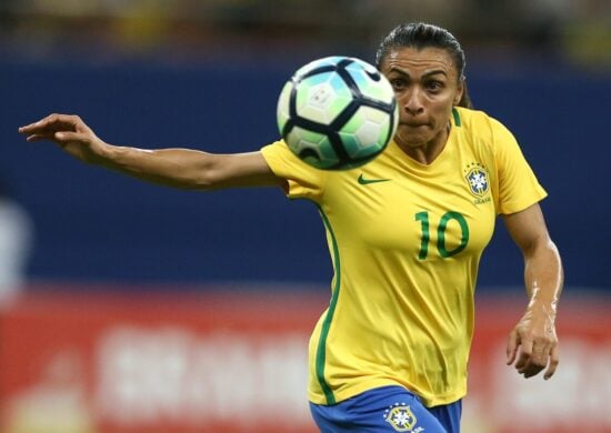 Marta sofreu uma ruptura de ligamento cruzado do joelho esquerdo e foi submetida a uma cirurgia em março do ano passado - Foto: Divulgação/CBF.