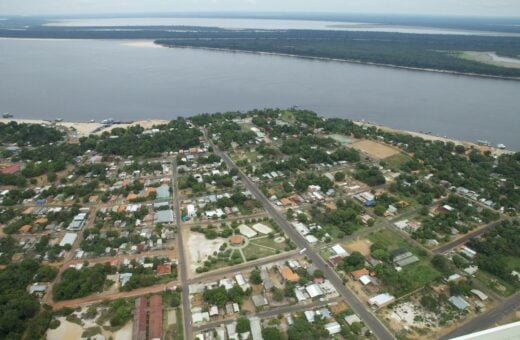 Vista aérea de Novo Airão Foto: Reprodução/Facebook@cortezaofilho