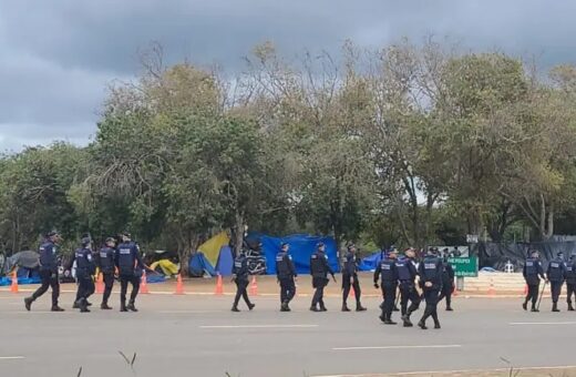 Após ataques em Brasília, PM e Exército retiraram manifestantes da frente do QG do EB - Foto: Fernanda Bastos/Portal Norte