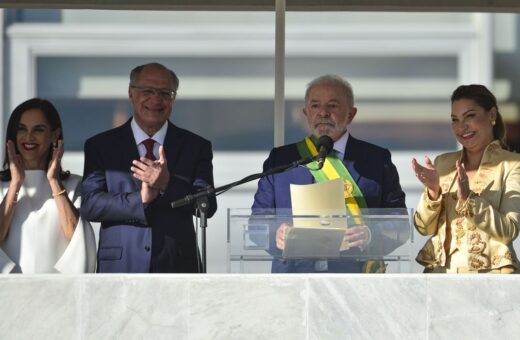 O presidente Luiz Inácio Lula da Silva durante cerimônia de posse, no Palácio do Planalto - Foto: Marcelo Camargo/Agência Brasil