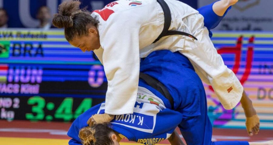 Rafaela Silva ganhou suas quatro lutas antes da decisão do ouro - Foto: Reprodução/Twitter@TimeFlamengo.