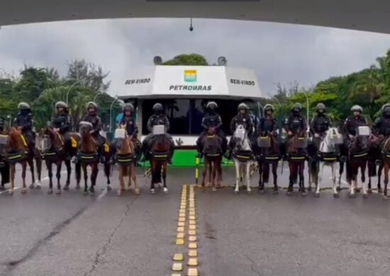 Bolsonaristas Refinaria no Rio de Janeiro