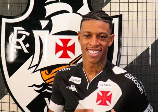 Robson Bambu pertence ao Nice, da França, e chega por empréstimo - Foto: Divulgação/Vasco