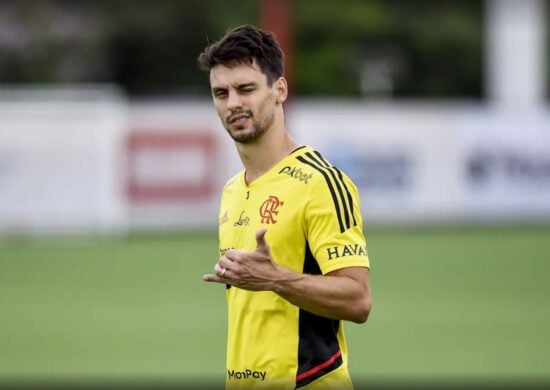 Rodrigo Caio será escalado para o jogo com o Bangu - Foto: Marcelo Cortes/Site do Flamengo