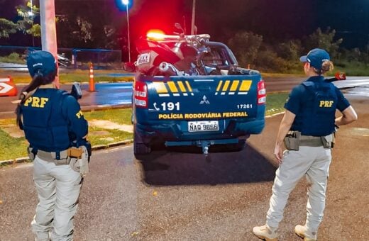 Veículo roubado Condutor foi encaminhado ao 19º Distrito Integrado de Polícia (DIP) para os demais procedimentos cabíveis - Foto: Divulgação/PRF