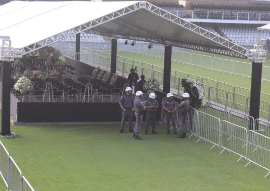 Corpo de Pelé é velado no estádio de futebol Vila Belmiro, na cidade de Santos- Foto: Joanderson Andrade/ Futura Press/ Estadão Conteúdo