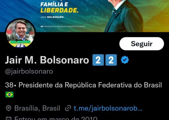 Alterações ocorreram nas contas do Twitter e Instagram do ex-presidente - Foto: Reprodução/Twitter @jairbolsonaro