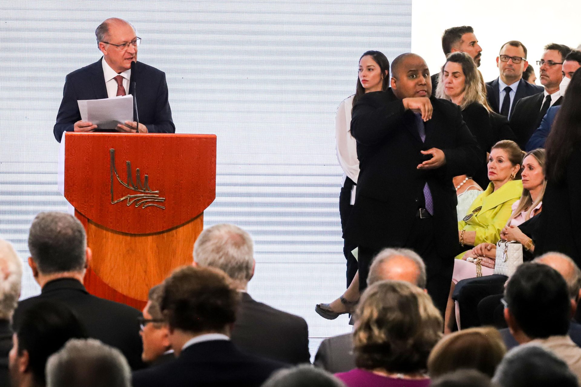 Alckmin durante cerimônia de posse no Ministério da Indústria - Foto: Eduardo F S Lima/Futura Press/Estadão Conteúdo