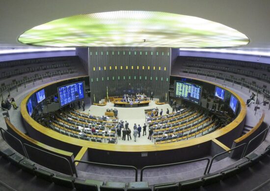 Parlamentares devem se reunir no Congresso para analisar vetos de Lula no próximo dia 7 de dezembro - Foto: Roque de Sá/Agência Senado