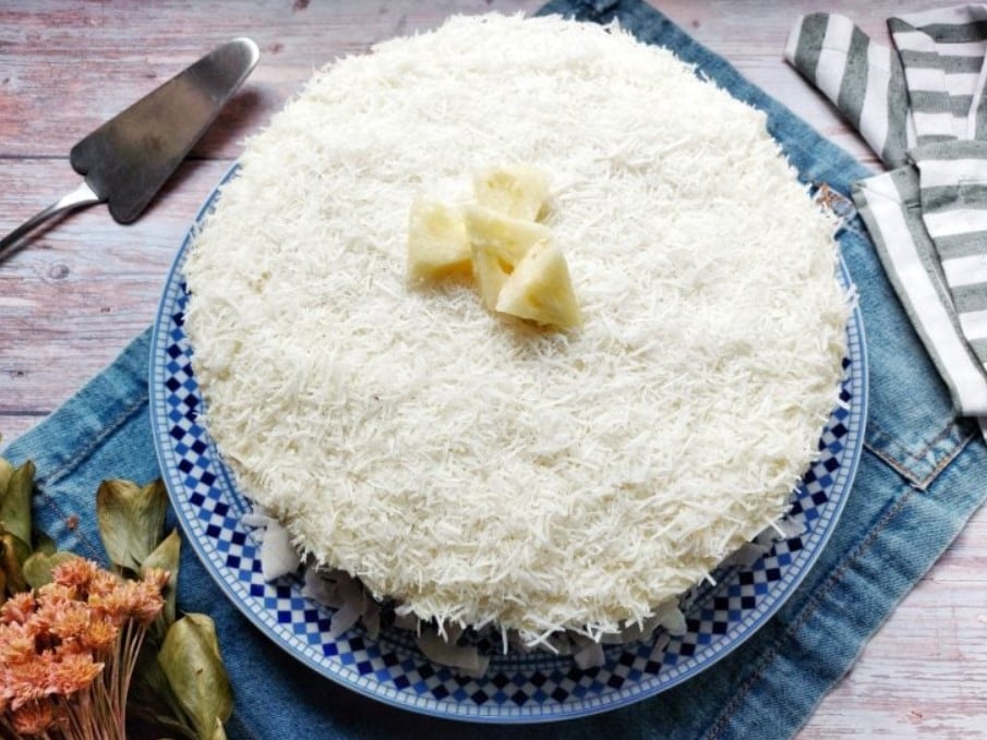 Bolo gelado de abacaxi - Foto: Reprodução/Receitaria