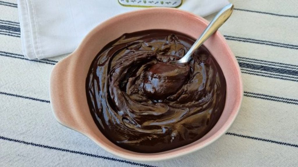 Brigadeiro sem leite condensado - Foto: Reprodução/Receitaria