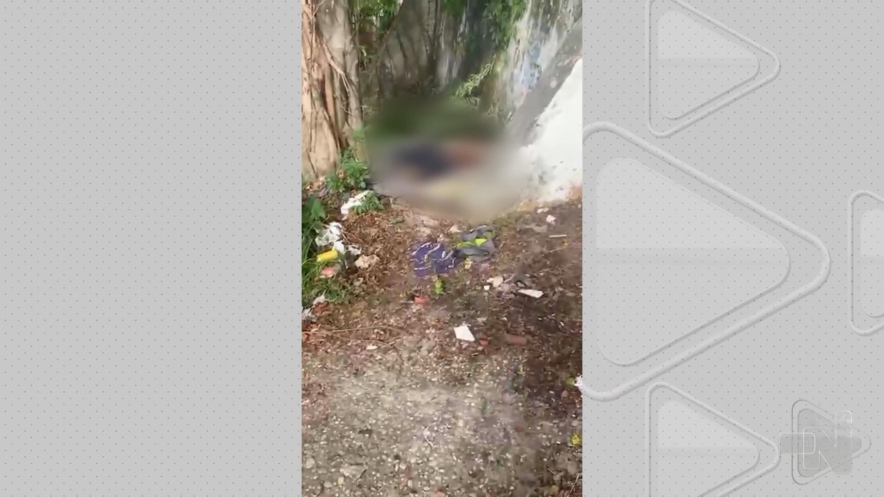 Corpo é encontrado esquartejado em rua e bueiro na Zona Sul de Manaus