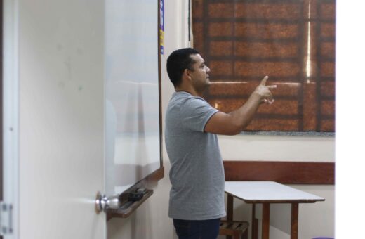 Educação especial para pessoas com deficência é ofertada exclusivamente em quatro escolas da rede pública - Foto: Eduardo Cavalcante/Seduc-AM