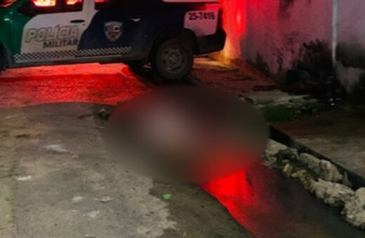 Morte misteriosa: homem é encontrado morto com marcas de tiros em Manaus