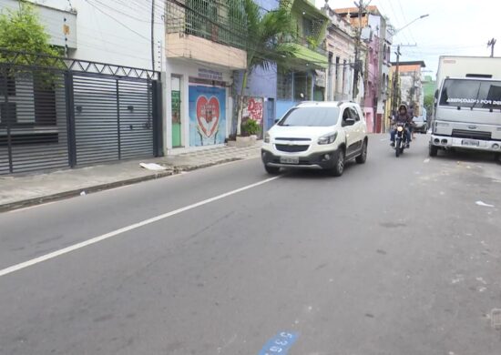 Irmãos são baleados no restaurante da família no Centro de Manaus