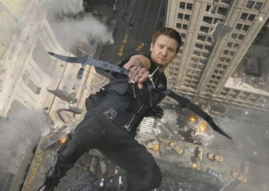 Renner é conhecido pelo papel de Clint Barton, o super-herói Gavião Arqueiro, em vários filmes da Marvel e em uma minissérie que protagonizou recentemente, da Disney+ - Foto: Reprodução/Instagram/@marvel