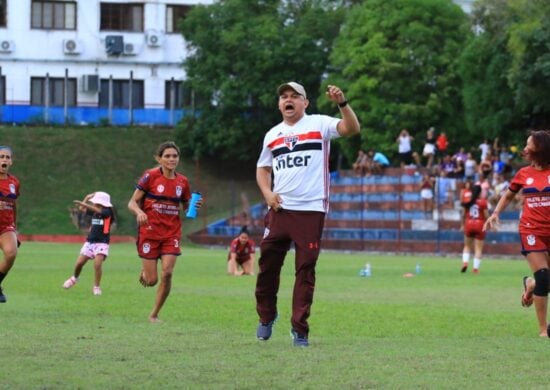 'Jovens de Cristo' garante vaga na final de jogo regional feminino