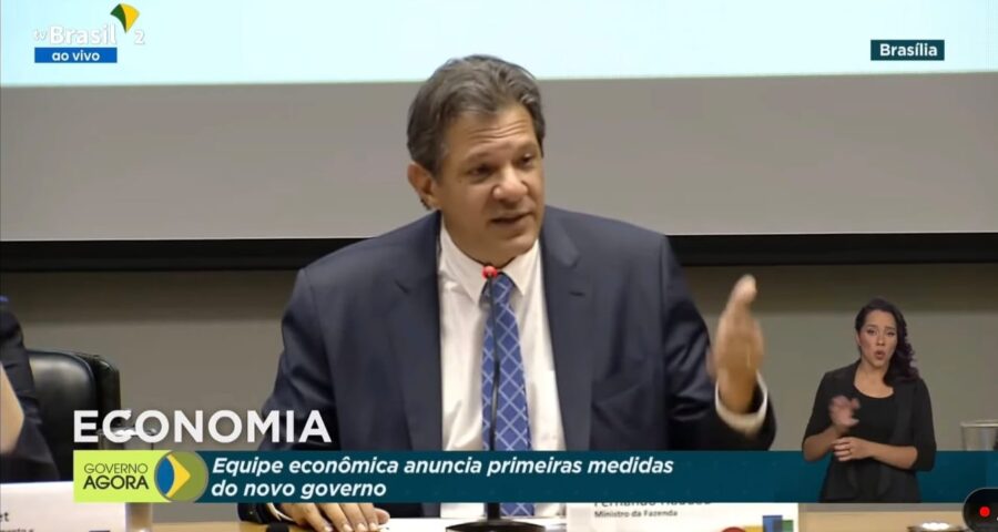 Junto a Haddad, participam Simone Tebet e Ester Dweck - Foto: Reprodução/Youtube