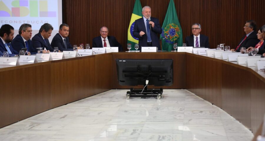 Lula durante 2ª reunião com 27 governadores do país - Foto: Fátima Meira/Estadão Conteúdo