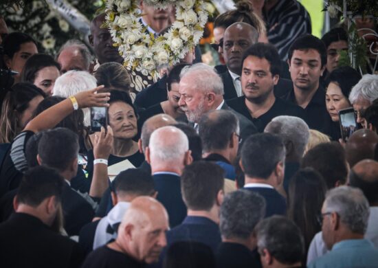 Lula presta homenagens no velório de Pelé - Foto: André Pera/Pera Photo Press/Estadão Conteúdo