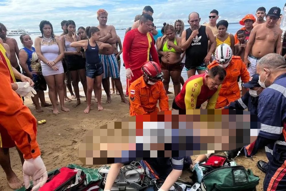 Corpo da vítima do afogamento foi levado para o IML - Foto: Divulgação/Corpo de Bombeiros