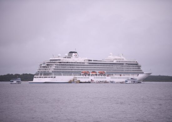 Navio Viking Sea é o primeio do ano da Temporada de Cruzeiros a chegar em Manaus - Foto: Tácio Melo/Amazonastur