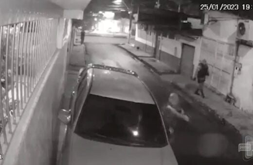 Rocam troca tiros com suspeitos de cometerem assaltos em Manaus; veja vídeo