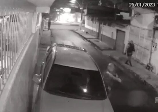 Rocam troca tiros com suspeitos de cometerem assaltos em Manaus; veja vídeo