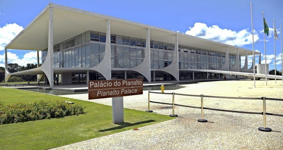 Lula marca reunião com ministros e governadores no Palácio do Planalto - Foto: Agência Senado