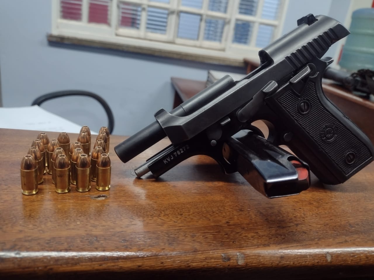 Pistola e munições foram levadas para 73ª Delegacia Interativa de Polícia - Foto: Divulgação/PMAM