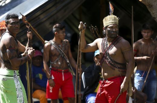 Ministros se reúnem para falar sobre a crise humanitária que atinge a Terra Indígena Yanomami - Foto: Marcelo Camargo/Agência Brasil