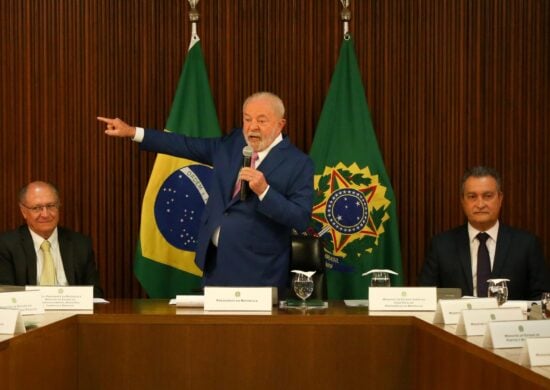 Reunião ministerial: Lula pede unidade no pensamento de reconstruir o país - Foto: Fátima Meira/Futura Press/Estadão Conteúdo